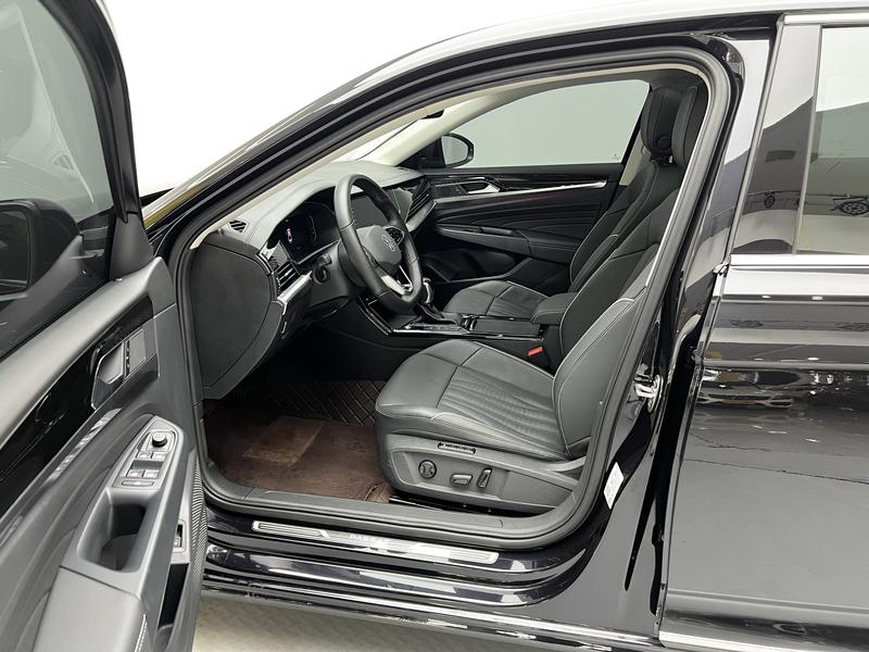 Volkswagen Passat PHEV 2022