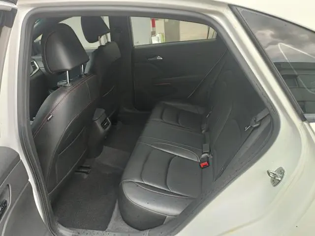 Chevrolet Cruze RS 330T Automatic Fun Version