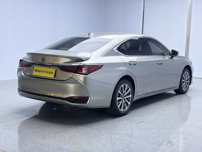 Lexus Lexus ES 2021