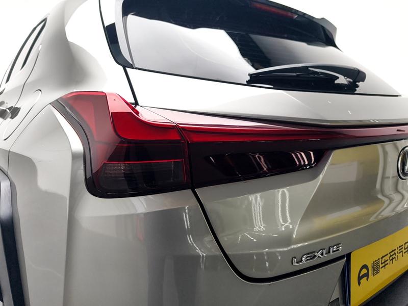 Lexus Lexus UX 2022