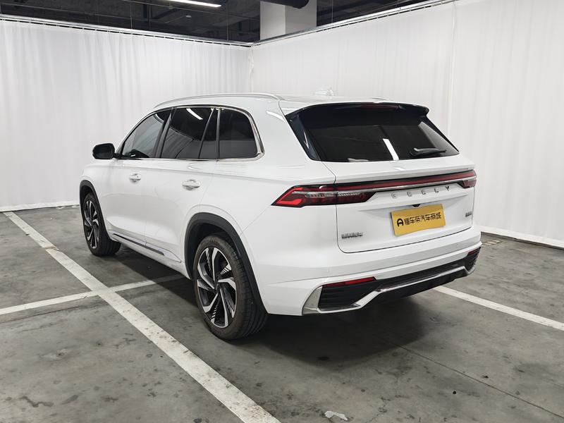Geely Emgrand L 2023