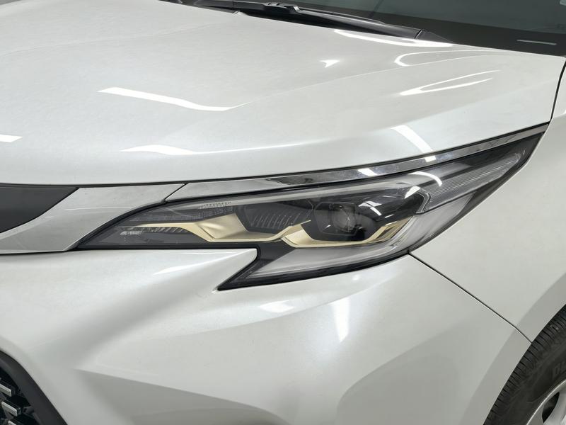 Toyota Gravia 2024