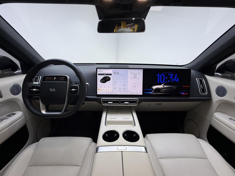 Li Auto Ideal L6 2024
