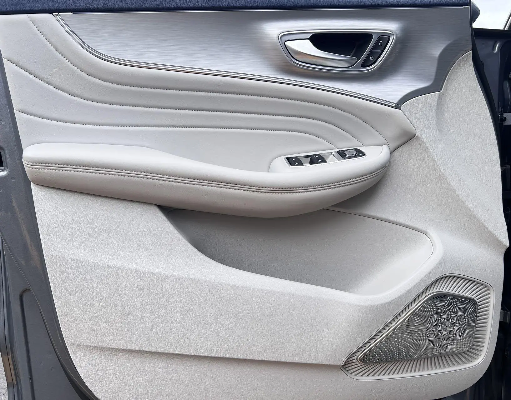 Roewe Roewe iMAX8 400TGI Supreme Series Extreme Edition