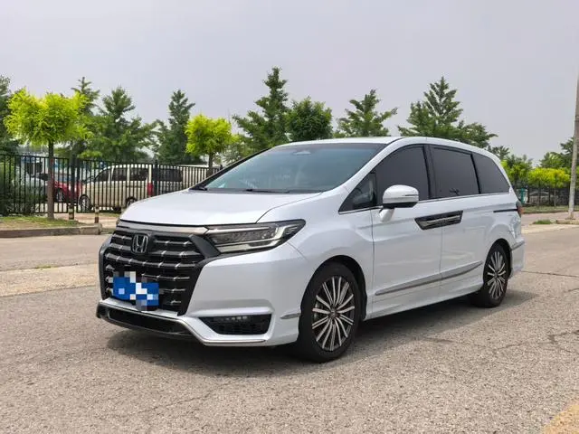 Honda Ai Lishen 2.0L e: HEV Deluxe Edition