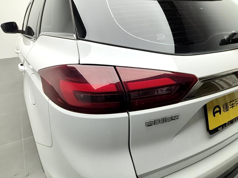 Geely Boyue 2018
