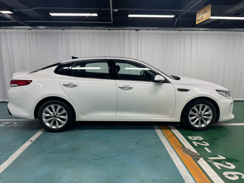Kia Kia K5 2016