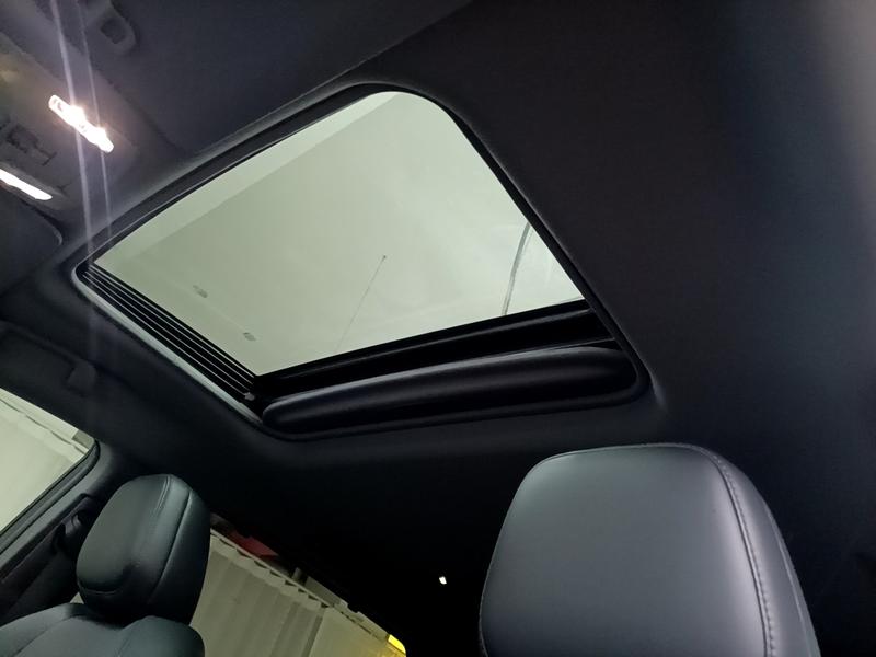 Toyota Gravia 2024