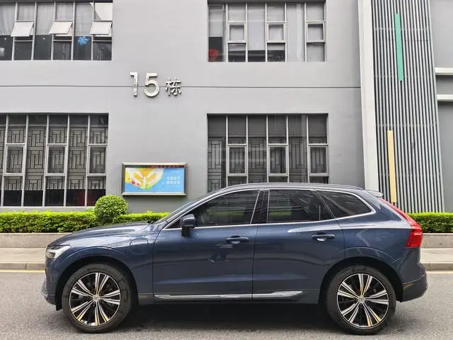 Volvo Volvo XC60 PHEV T8 four-wheel drive long battery life Zhiyuan Deluxe Edition