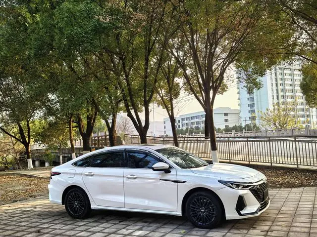 Chery Fulwin Arrizo 8 1.6TGDI DCT wisdom