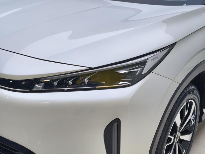 Roewe 荣威D5X DMH 2024
