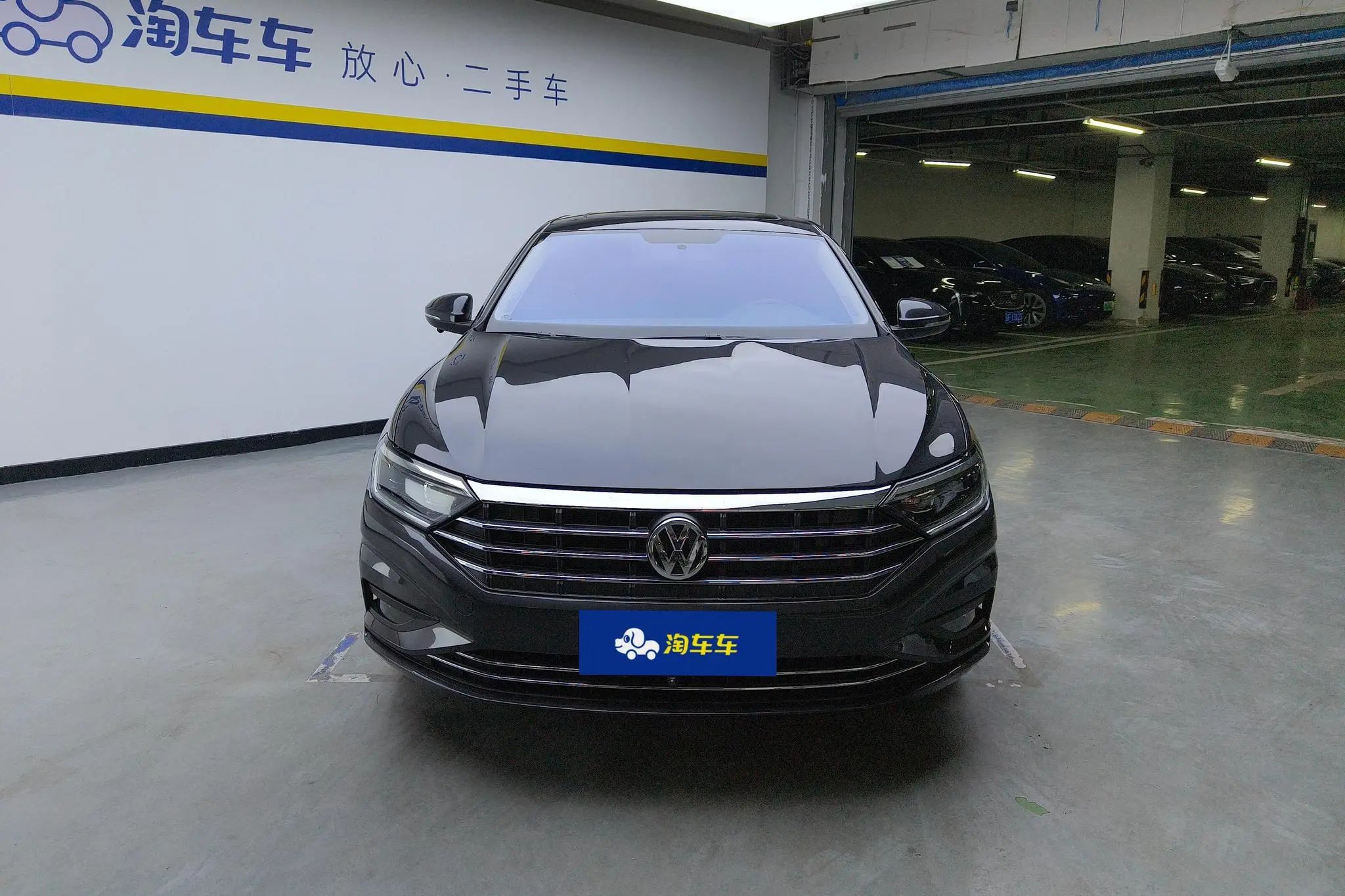 Volkswagen Sagitar 280TSI DSG Flying Edition