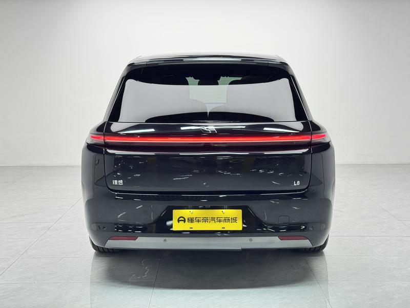 Li Auto Ideal L8 2024