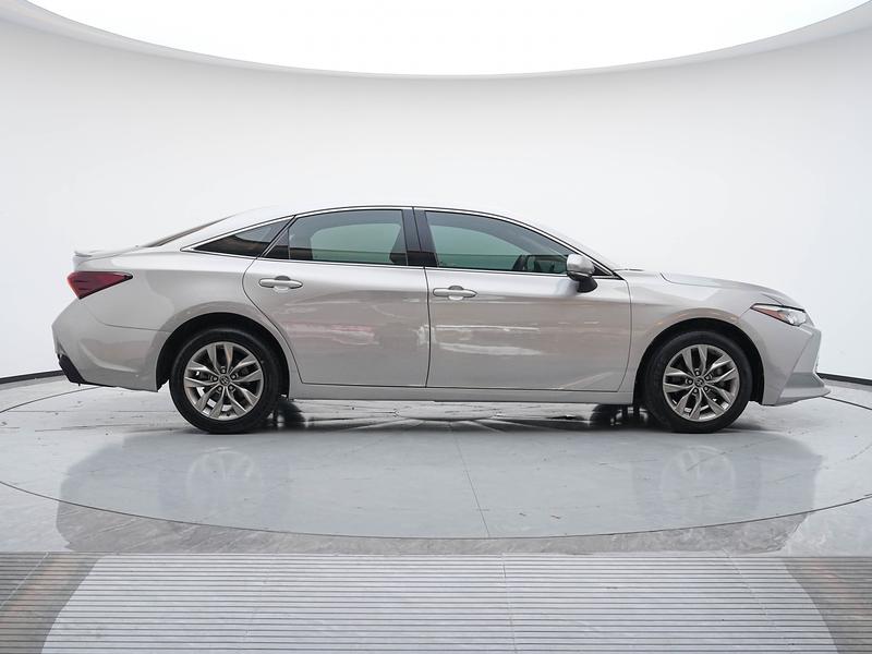 Toyota Asian Dragon 2019