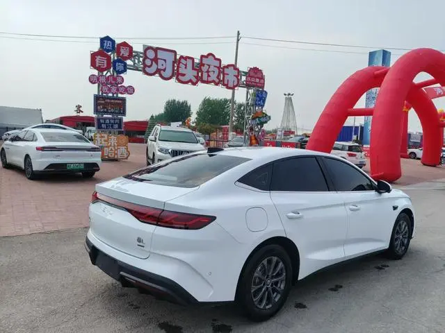 BYD Qin L DM Smart driving version DM-i 80KM leading type
