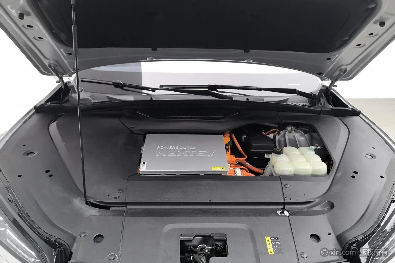 NIO Nio EC6 615KM performance version