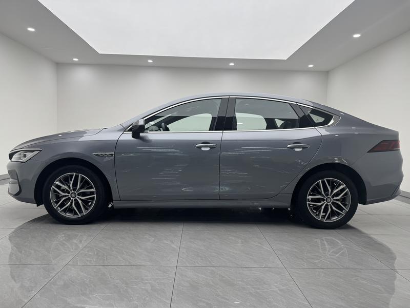 BYD Qin PLUS EV 2024