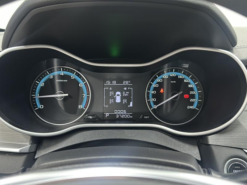 Geely Emgrand 2021