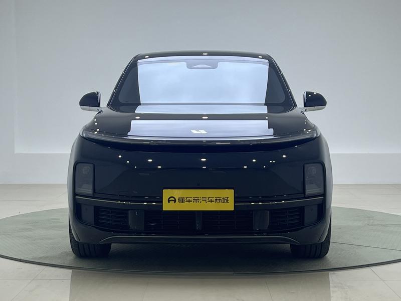 Li Auto Ideal L8 2024