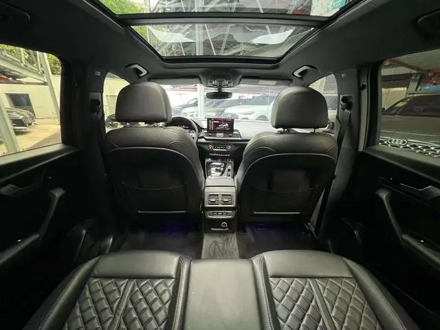 Audi Audi Q5L Sportback 45 TFSI Premium selection