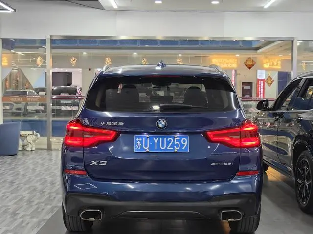 BMW BMW X3 Facelift xDrive25i M sports suit