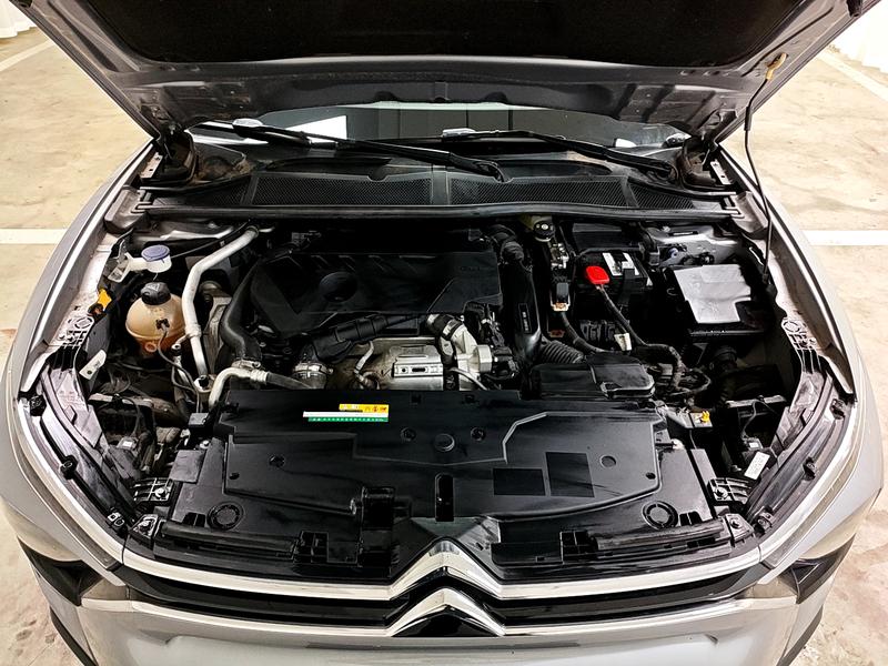 Citroen Versailles C5 X 2021
