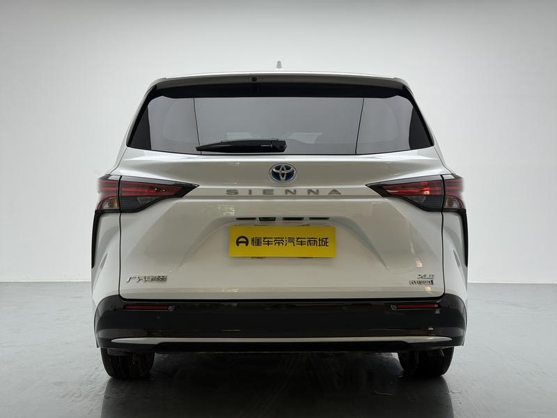 Toyota Sienna 2021