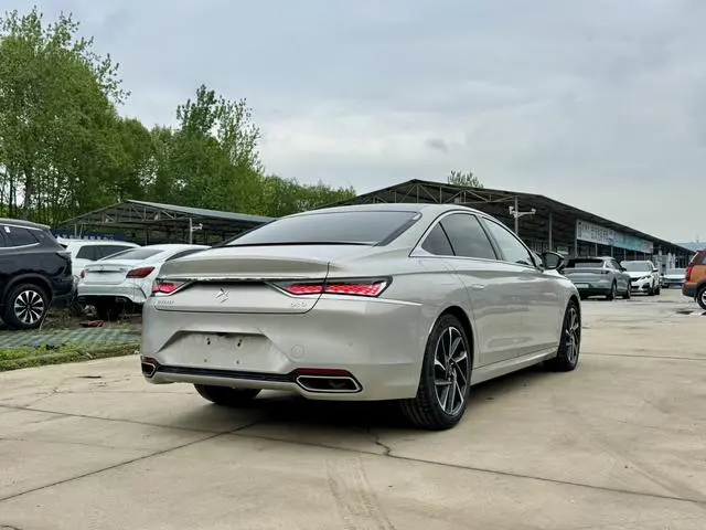 DS DS 9 PHEV 1.6T E-TENSE Opera Version