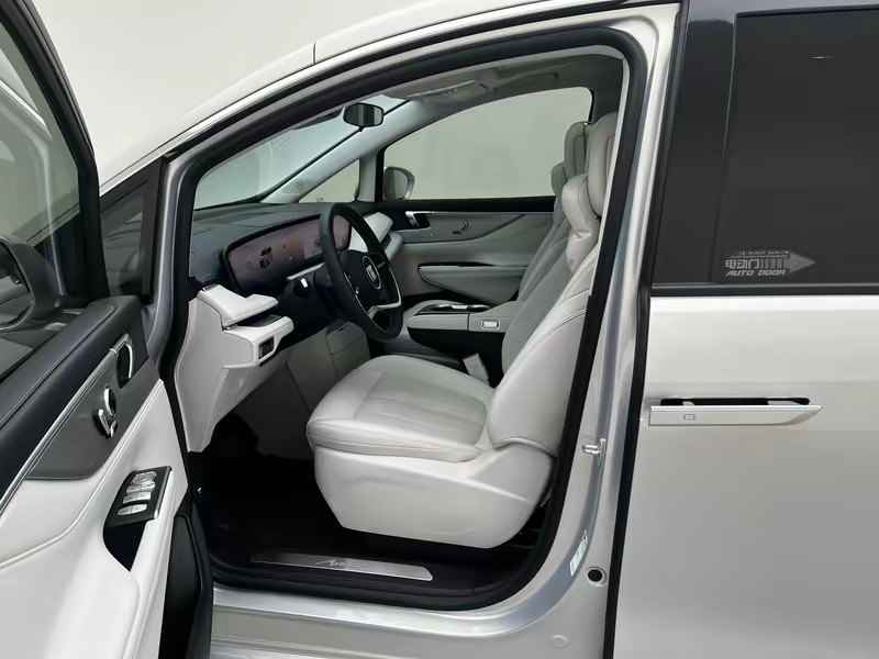Buick Buick GL8 PHEV 2024
