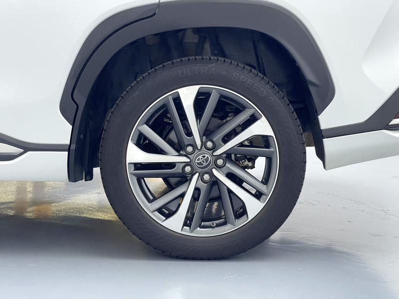 Toyota Frontlander 2023