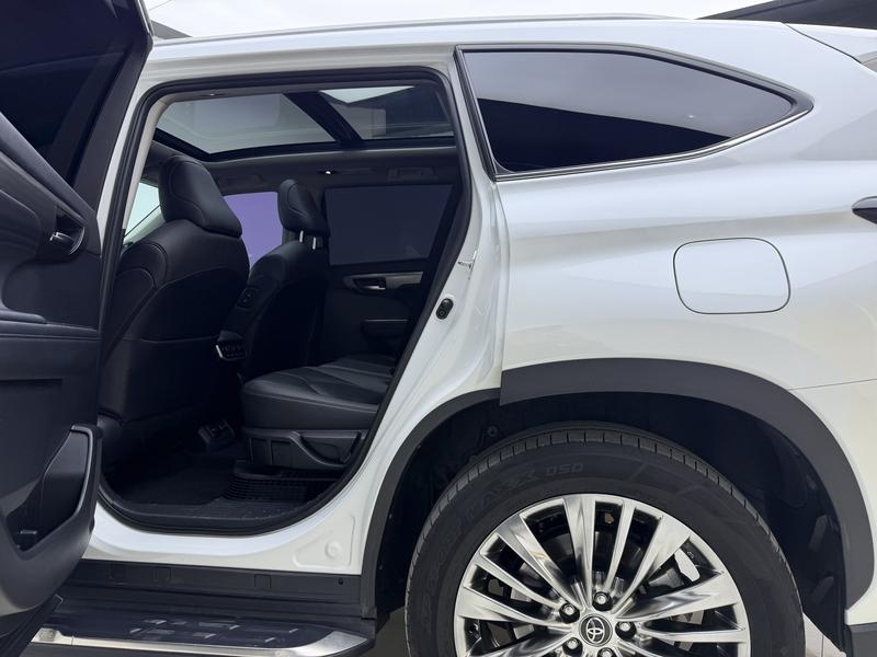 Toyota Highlander 2024