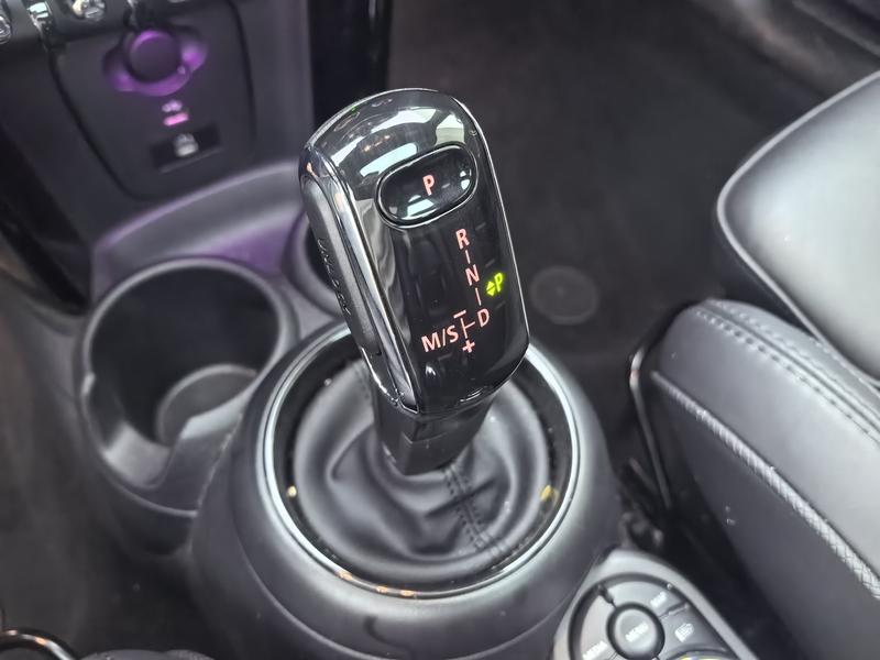 MINI MINI 2023