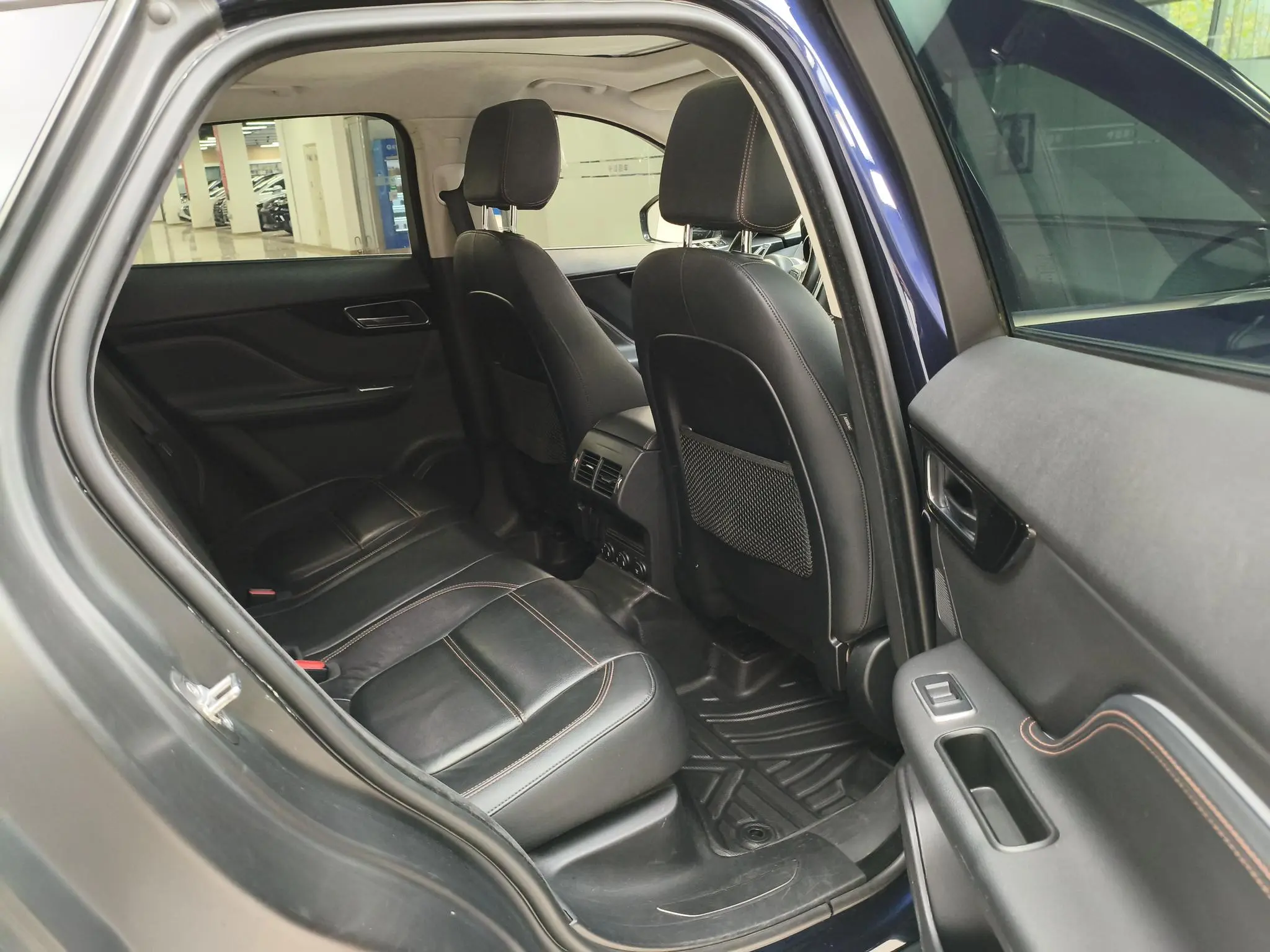 Jaguar Jaguar F-PACE 2.0T four-wheel drive Urban Exclusive Edition