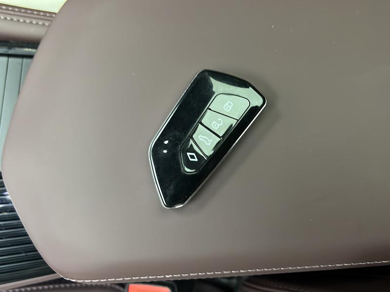 Geely Emgrand L 2024