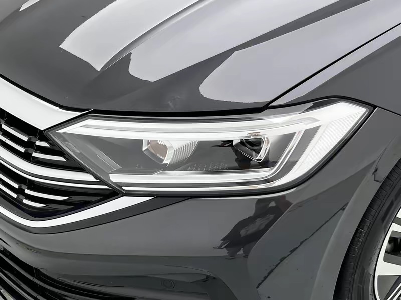 Volkswagen Sagitar 2023