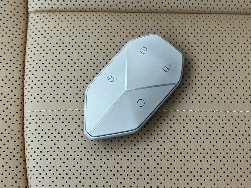 Fangchengbao Titanium 7 PHEV 2025