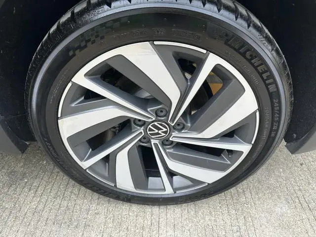 Volkswagen Volkswagen CC Hunting vehicle 380TSI Hunting Heart Edition