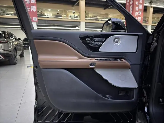 Lincoln Flying home 3.0T V6 four-wheel drive Executive Edition