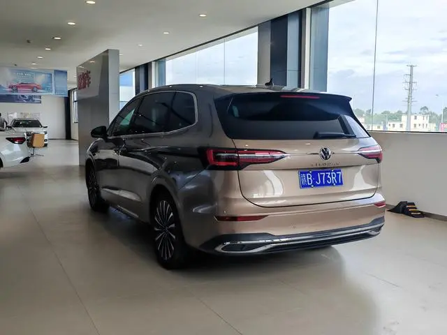 Volkswagen Weiran 380TSI Premium Edition