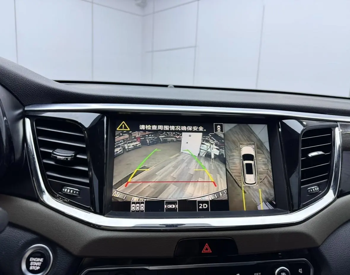 GAC Trumpchi GS8 320T two-wheel drive luxury Zhilian Edition 7 seats