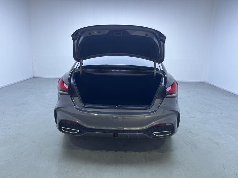 MG MG5 2025