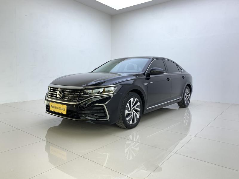 Volkswagen Passat PHEV 2022