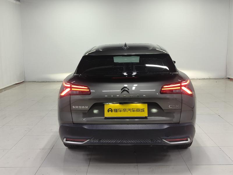Citroen Versailles C5 X 2021