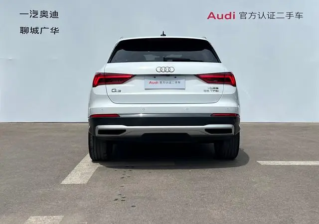 Audi Audi Q3 35 TFSI fashion and elegant