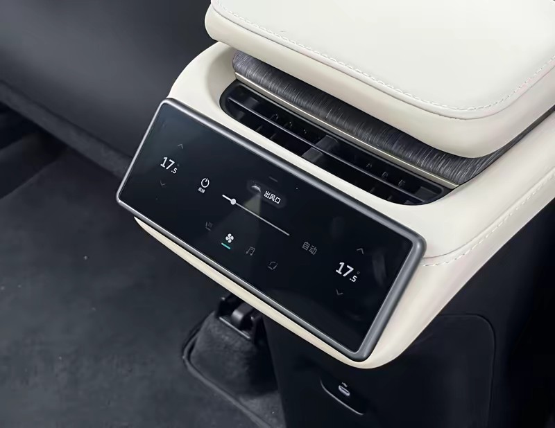 NIO NIO ES6 2024