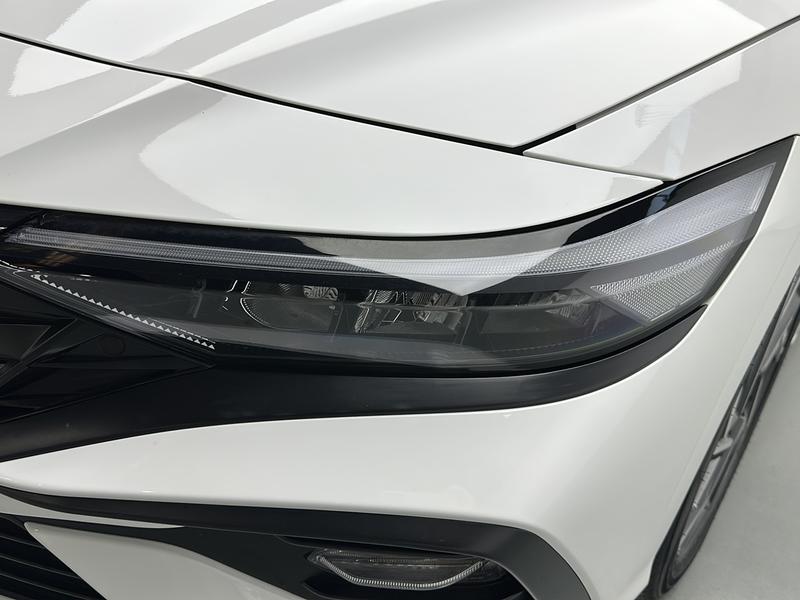 Hyundai Elantra 2023