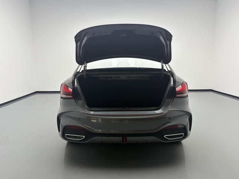 MG MG5 2025
