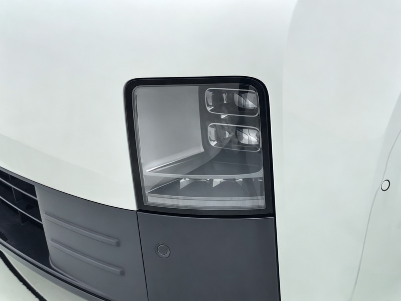 Li Auto Ideal MEGA 2024