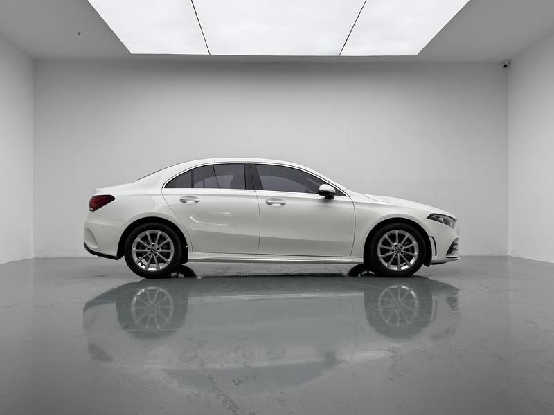 Mercedes-Benz Mercedes Benz A-Class 2021