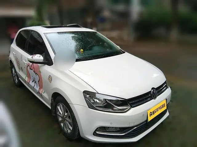 Volkswagen Polo 1.6L automatic luxury type
